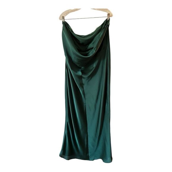 Sugarlips Plus Open Back Satin Maxi Dress- Size 2X - Picture 3 of 8